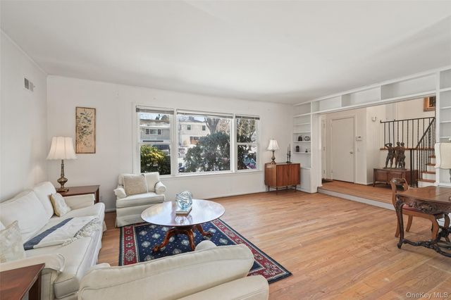 2 Churchill Road, Rye Brook, NY 10573