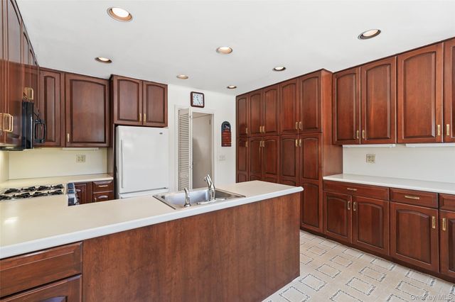 2 Churchill Road, Rye Brook, NY 10573