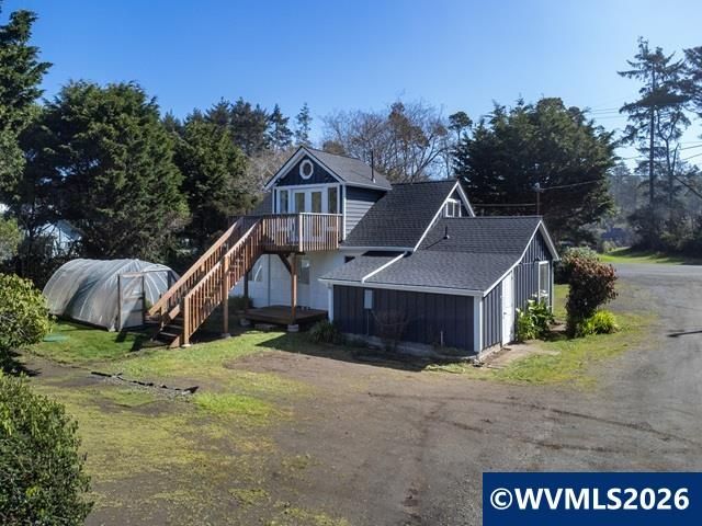 43 NW Knoxville St, Yachats, OR 97498