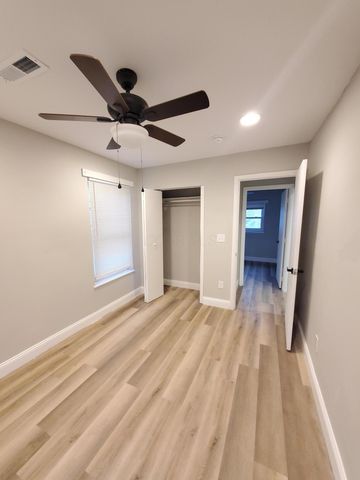 345 Dakota Avenue, Columbus, OH 43223