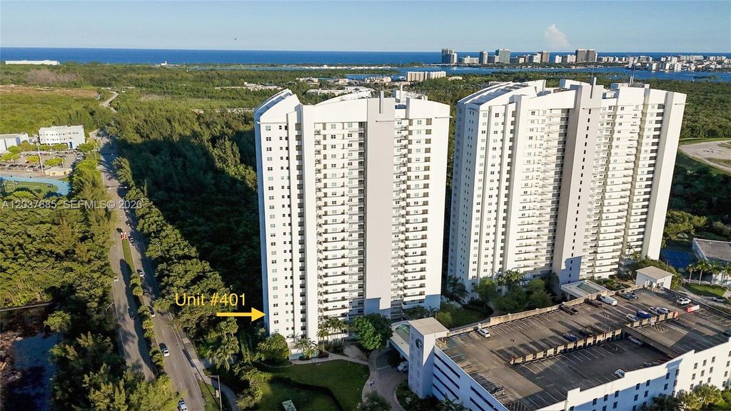 15051 Royal Oaks Lane 401, North Miami, FL 33181