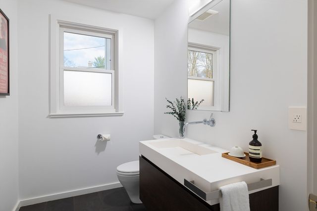 122 Garfield St, Watertown, MA 02472