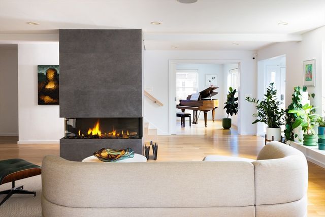 122 Garfield St, Watertown, MA 02472
