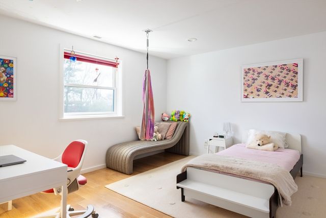 122 Garfield St, Watertown, MA 02472