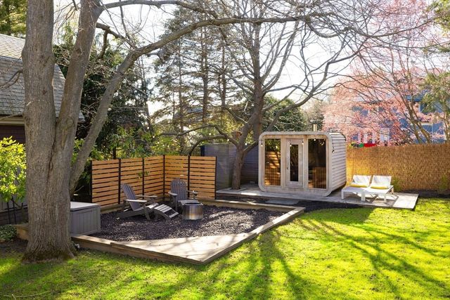 122 Garfield St, Watertown, MA 02472