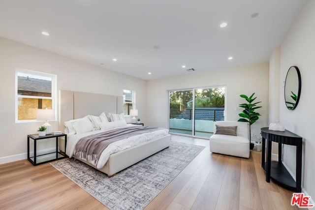 421 N Catalina Street, Burbank, CA 91505