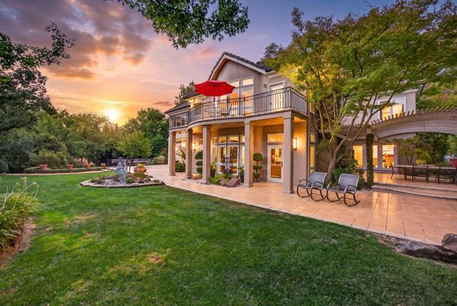 7762 Winding Way, Fair Oaks, CA 95628