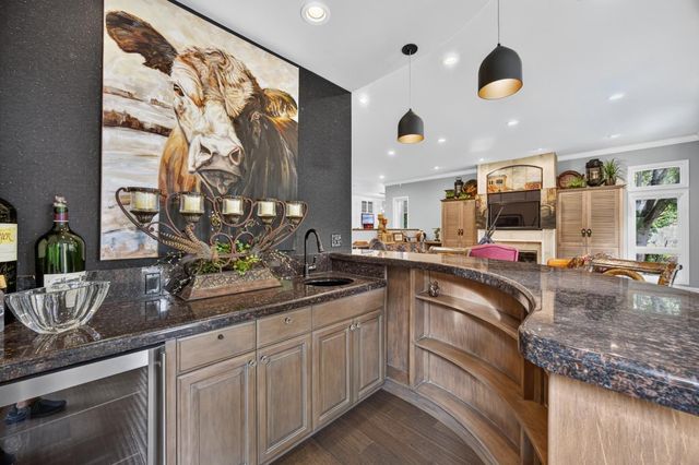 7762 Winding Way, Fair Oaks, CA 95628