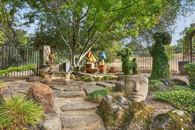 7762 Winding Way, Fair Oaks, CA 95628