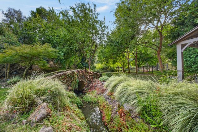 7762 Winding Way, Fair Oaks, CA 95628