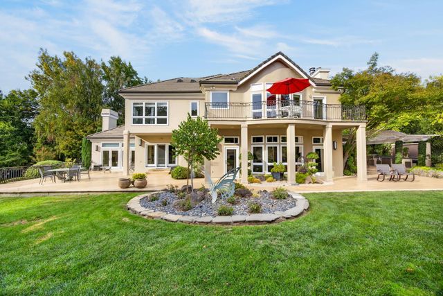 7762 Winding Way, Fair Oaks, CA 95628