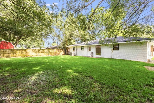 129 Lindsey Circle, Carencro, LA 70520