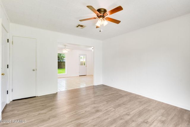 129 Lindsey Circle, Carencro, LA 70520