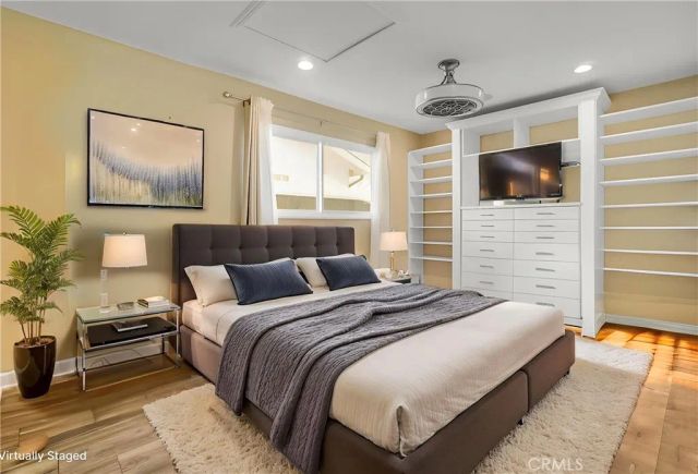 23928 Archwood Street, West Hills, CA 91307