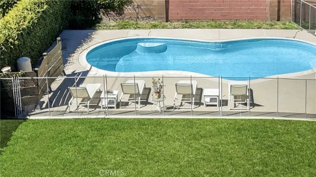 23928 Archwood Street, West Hills, CA 91307