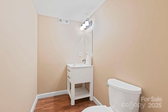 40 Forge Valley Drive, Mills River, NC 28759