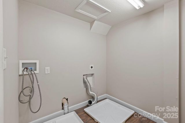 40 Forge Valley Drive, Mills River, NC 28759