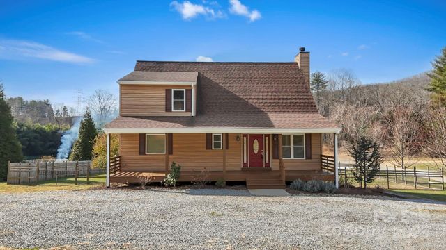 40 Forge Valley Drive, Mills River, NC 28759