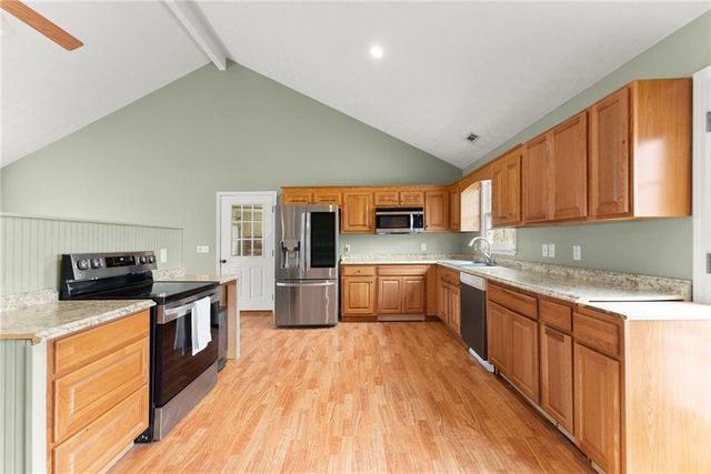 337 Claystone Walk, Cleveland, GA 30528