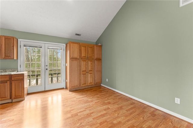 337 Claystone Walk, Cleveland, GA 30528