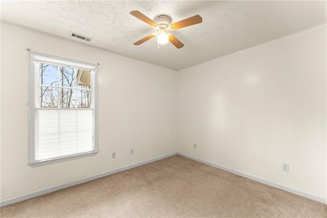 337 Claystone Walk, Cleveland, GA 30528