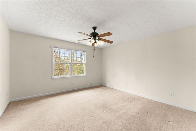 337 Claystone Walk, Cleveland, GA 30528