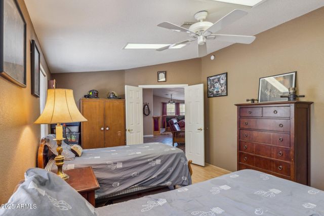 43228 N 14TH Street, New River, AZ 85087