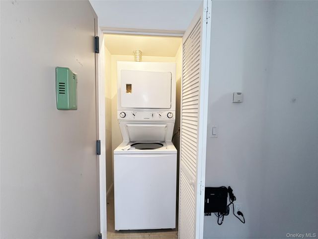 6475 Austin Street 4C, Rego Park, NY 11374