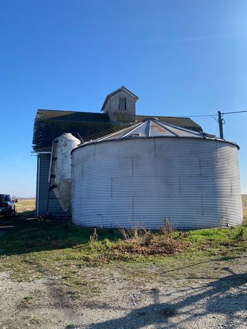 8742 E 1300th Street, Granville, IL 61326