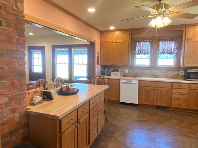 8742 E 1300th Street, Granville, IL 61326