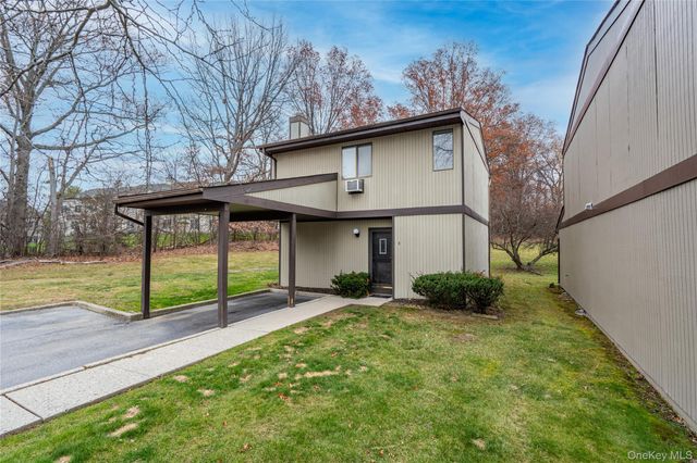 6 Eaton Court, Middletown, NY 10940