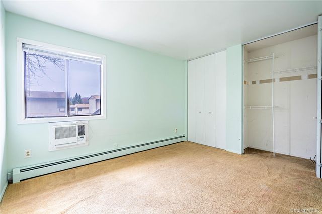 6 Eaton Court, Middletown, NY 10940