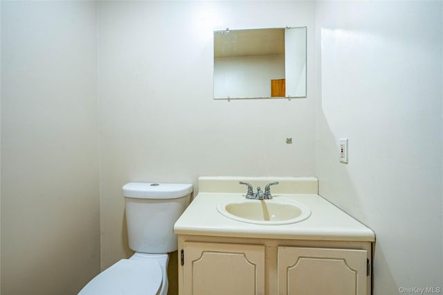 6 Eaton Court, Middletown, NY 10940