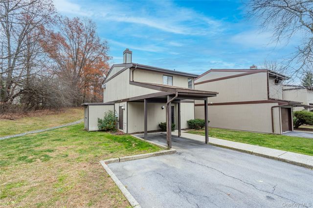 6 Eaton Court, Middletown, NY 10940