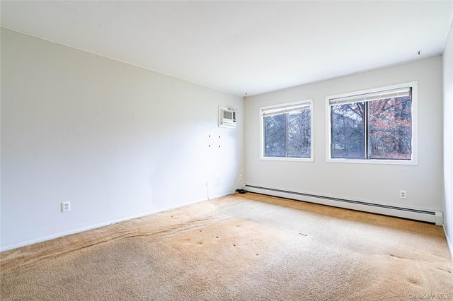 6 Eaton Court, Middletown, NY 10940