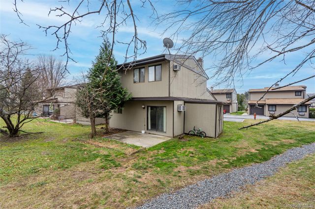 6 Eaton Court, Middletown, NY 10940