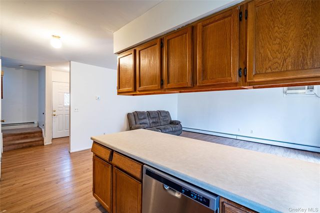 6 Eaton Court, Middletown, NY 10940