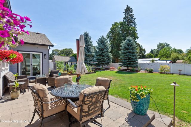1658 W Boyles AVE, Hayden, ID 83835