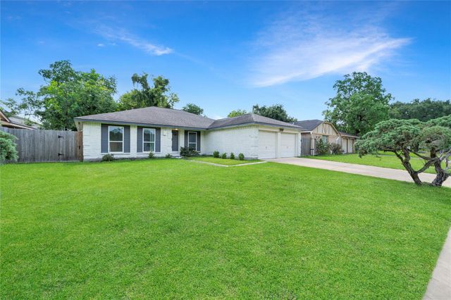 1607 Bent Oak Drive, Missouri City, TX 77489