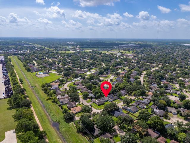 1607 Bent Oak Drive, Missouri City, TX 77489