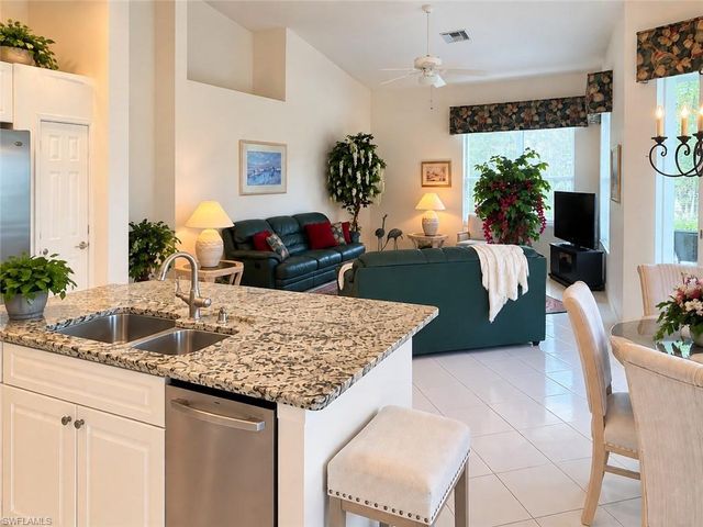 15173 Storrington PL E-201, Naples, FL 34110