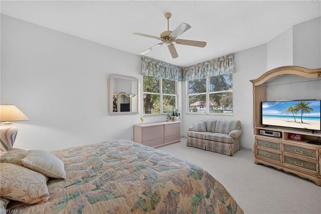 15173 Storrington PL E-201, Naples, FL 34110
