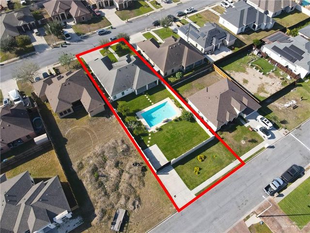 305 N 15th Street, Hidalgo, TX 78557