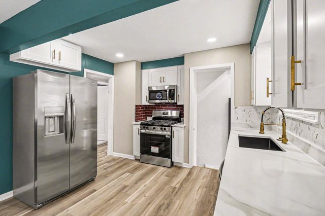 17343 Salem Street, Detroit, MI 48219