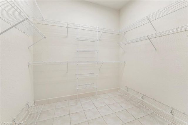 2296 Island Cove CIR, Naples, FL 34109