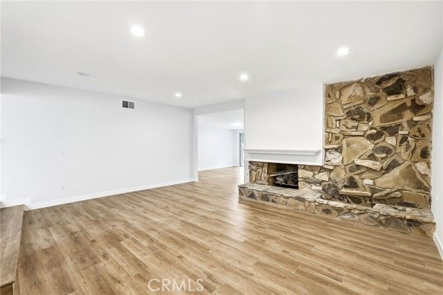 18932 Ballinger Street, Northridge (los Angeles), CA 91324