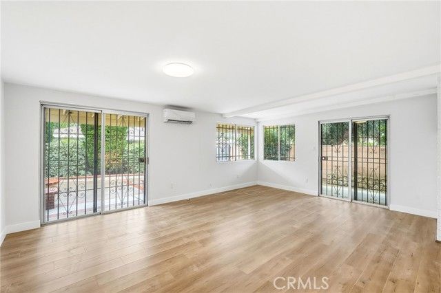 18932 Ballinger Street, Northridge (los Angeles), CA 91324