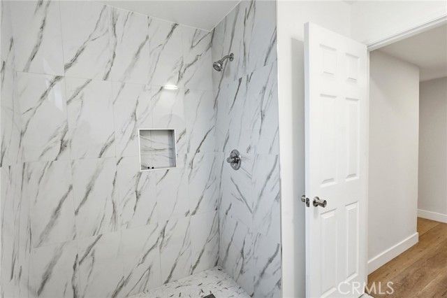 18932 Ballinger Street, Northridge (los Angeles), CA 91324