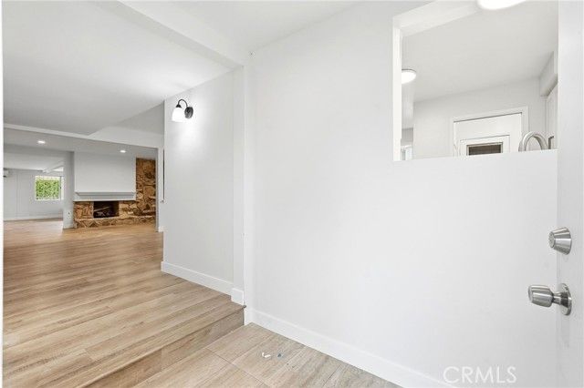 18932 Ballinger Street, Northridge (los Angeles), CA 91324