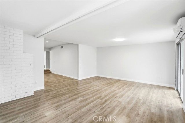 18932 Ballinger Street, Northridge (los Angeles), CA 91324